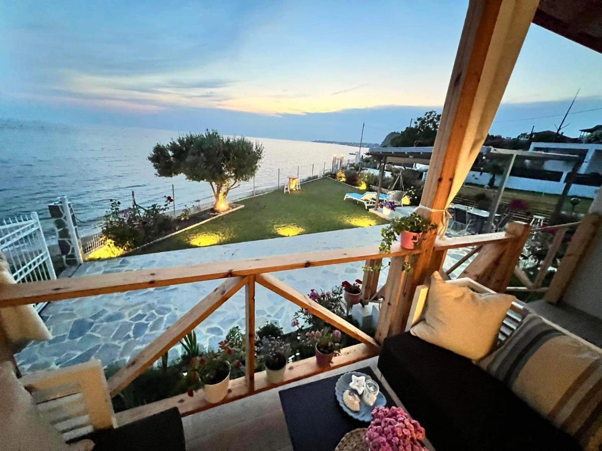 Beachfront Villa Athina Vergia Exteriér fotografie
