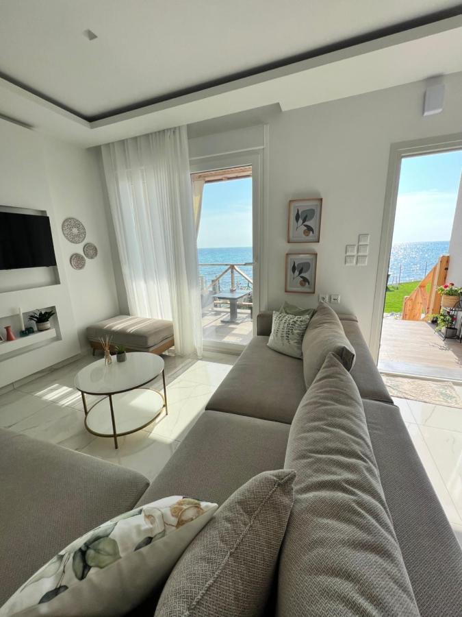 Beachfront Villa Athina Vergia Exteriér fotografie