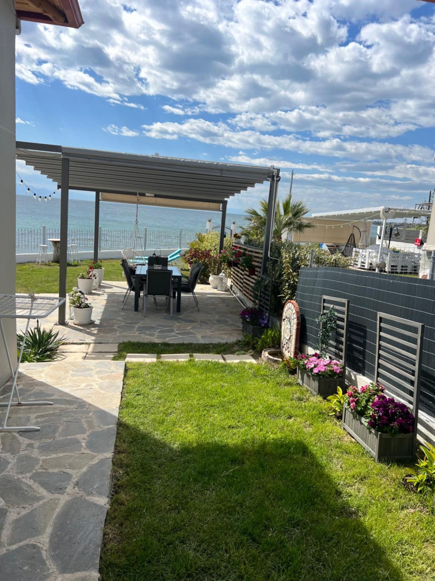 Beachfront Villa Athina Vergia Exteriér fotografie